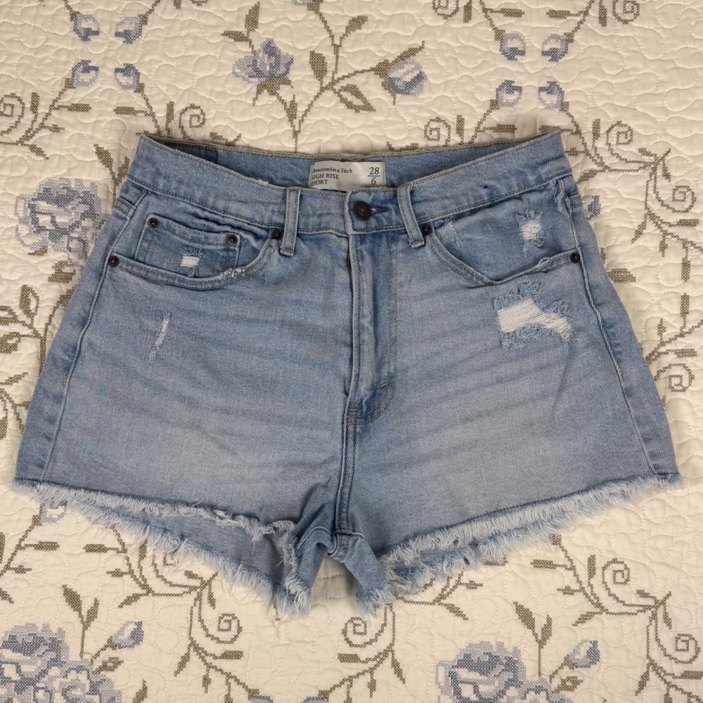 Abercrombie & Fitch High Rise Short Women 28/6 Blue Excellent Distressed Denim
